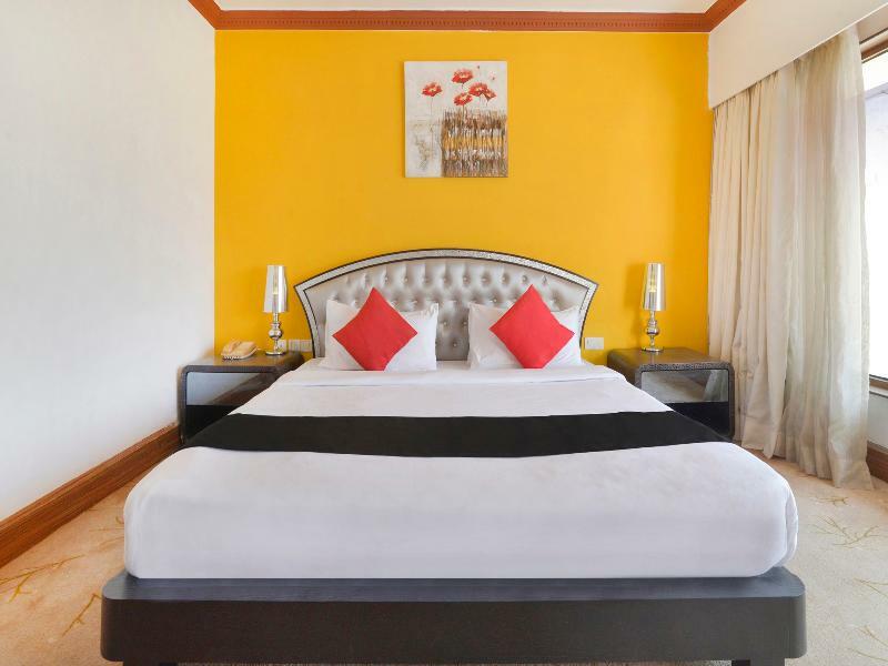Townhouse Royal Palms Hotel Mumbai Exterior photo